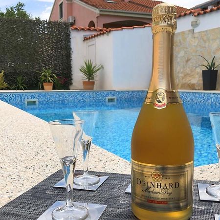 Villa Sanda With Private Pool Задар Екстериор снимка