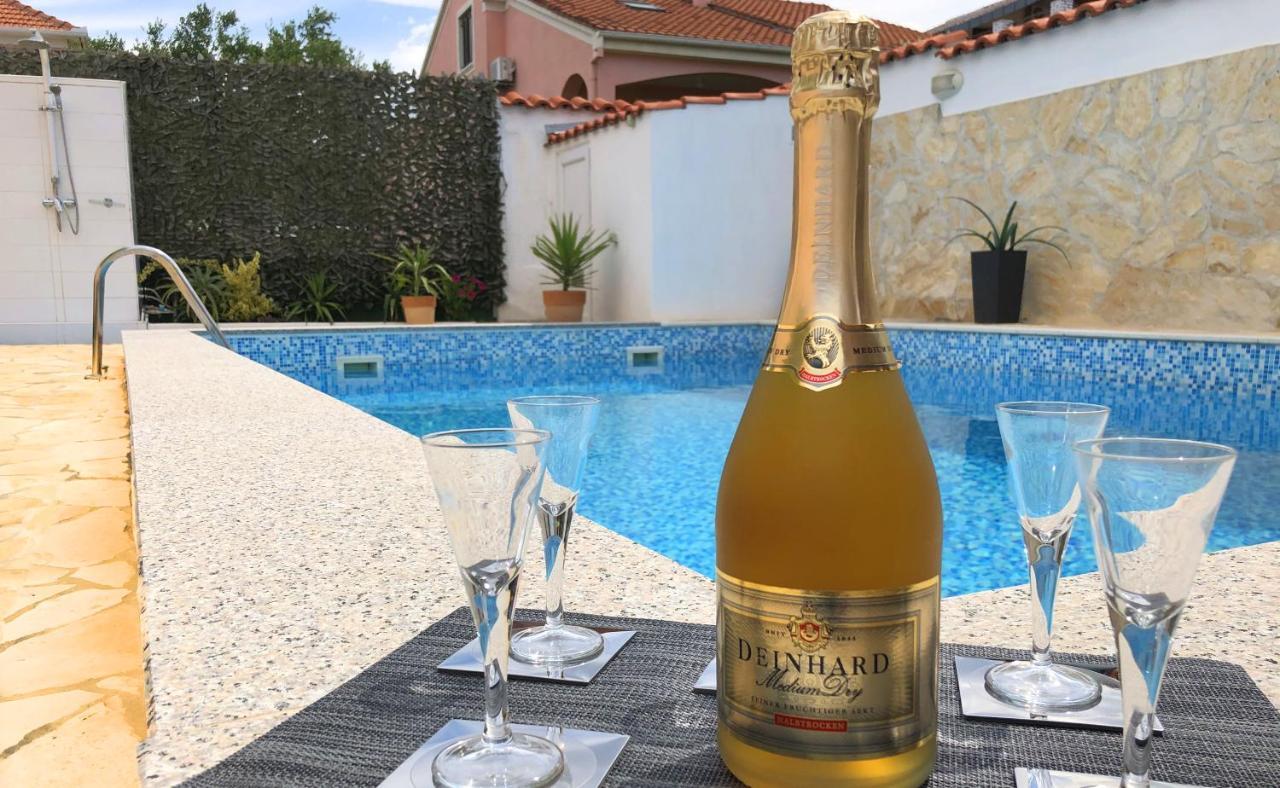 Villa Sanda With Private Pool Задар Екстериор снимка